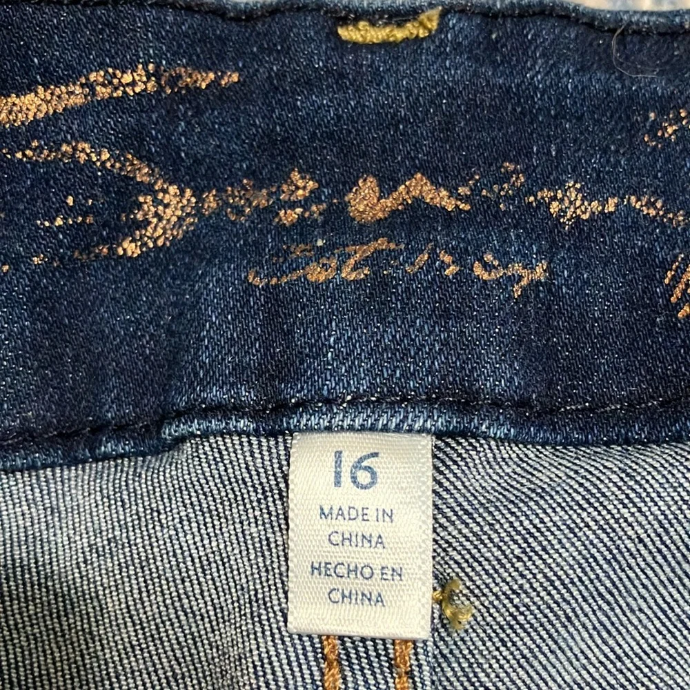 Woman’s Jeans med. blue denim size 16 - Picture 4 of 9